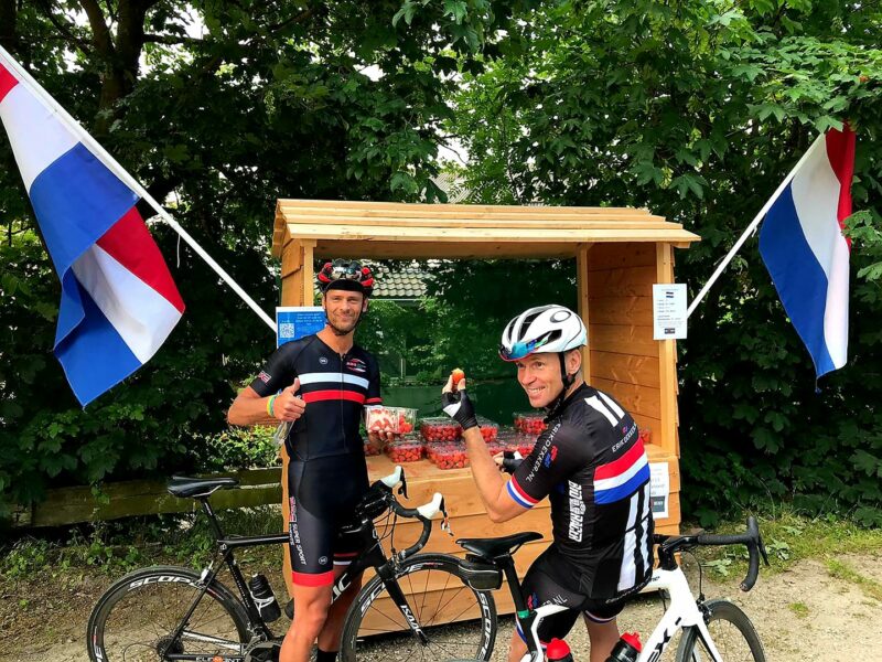 De allermooiste bloemen groeien vlak langs het ravijn - Super Sport Events